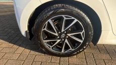 Toyota Yaris 1.5 Hybrid Design 5dr CVT Hybrid Hatchback